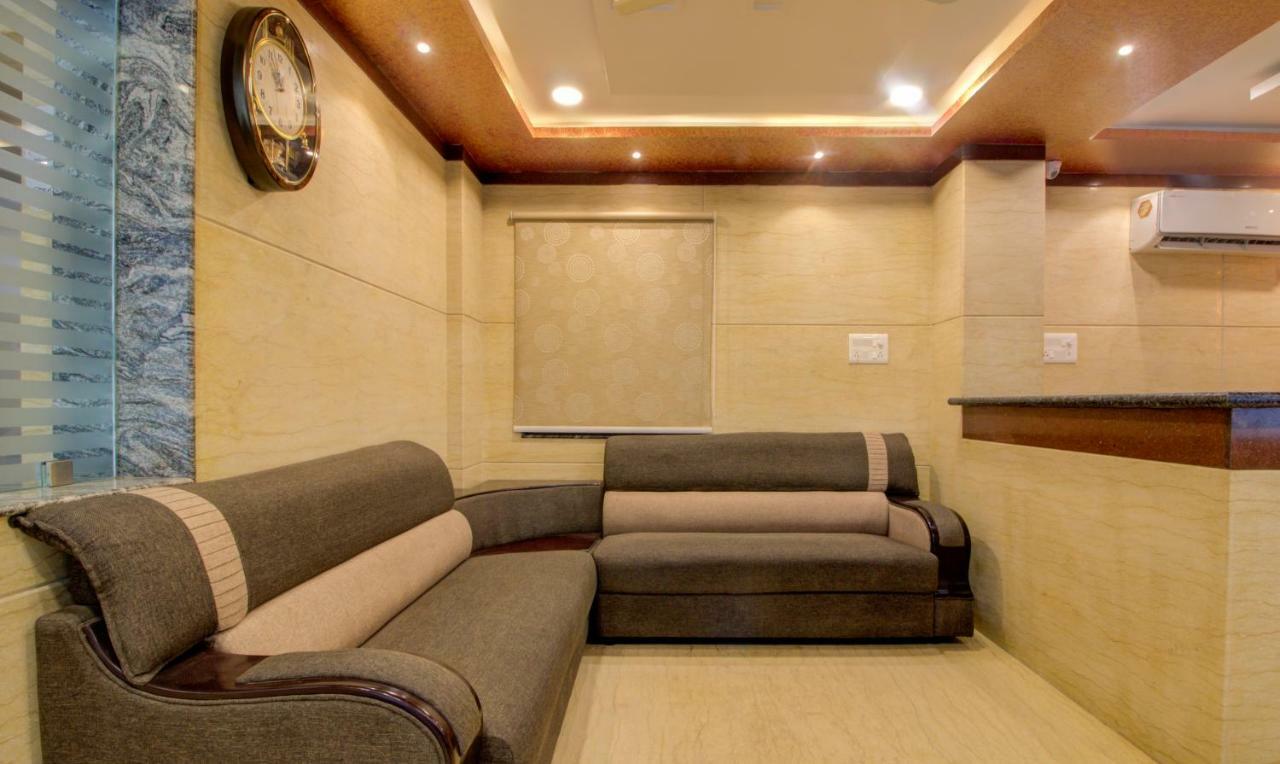 Hotel Treebo Sls Grand à Tirupati Extérieur photo